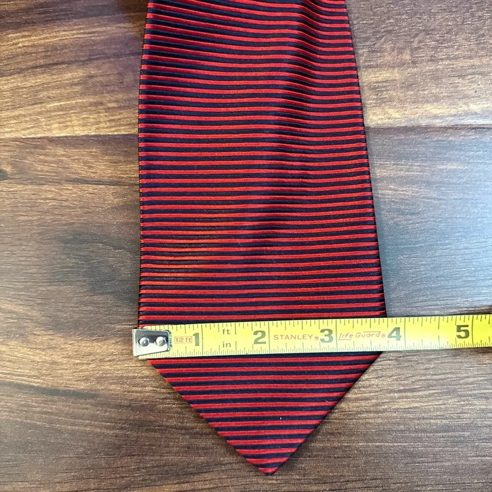 Brooks Brothers Makers Burgundy and Black Pinstripe All Silk Hand Made Tie